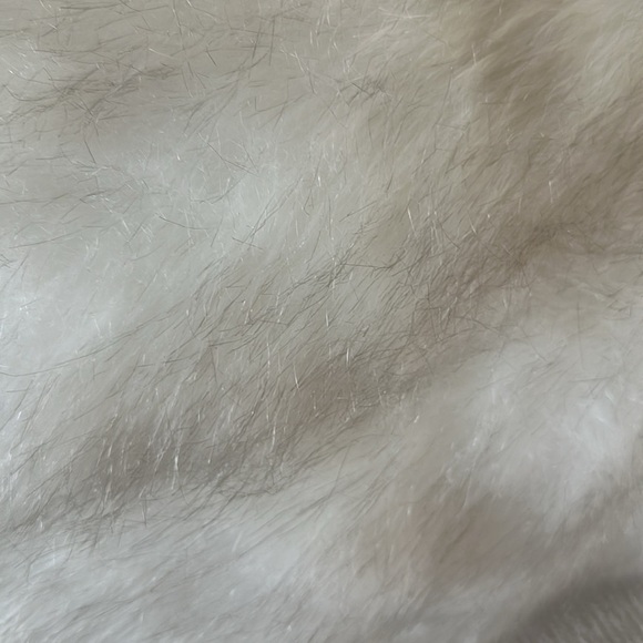 New 24 inch long white fir with tips of gray decorative pillow - Picture 2 of 2